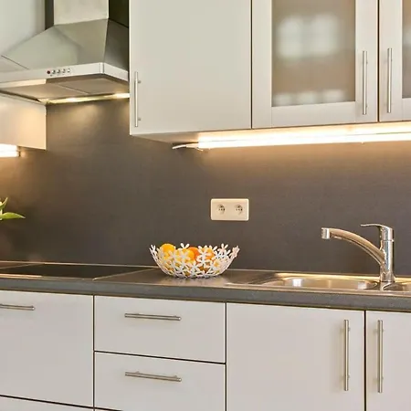 Huswell - Summer-house With Sunny Garden Nearby *