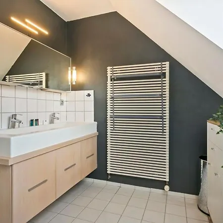 Huswell - Summer-house With Sunny Garden Nearby Casa de Férias Knokke-Heist