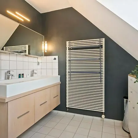 Casiola - Summer-house With Sunny Garden Nearby Semesterbostad Knokke-Heist