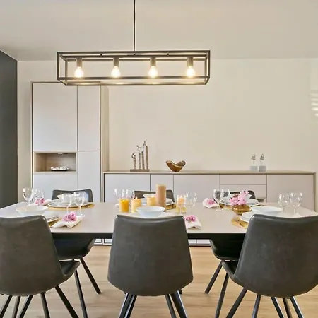 Semesterbostad Casiola - Summer-house With Sunny Garden Nearby Knokke-Heist