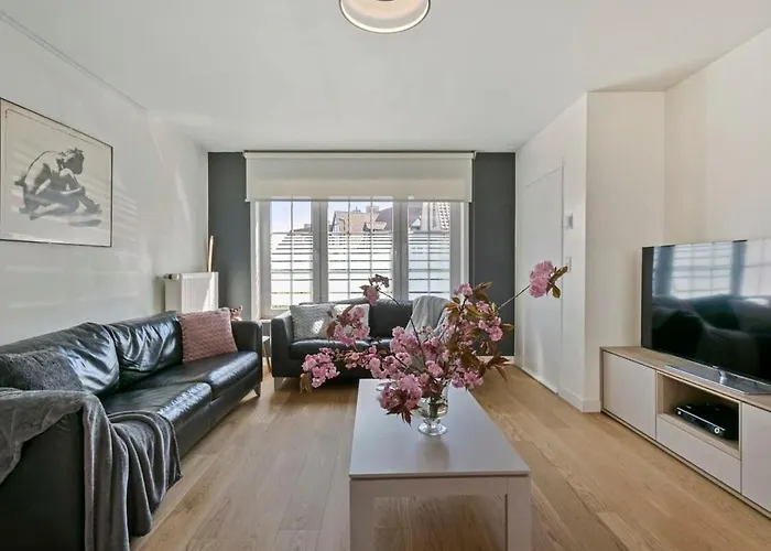 Дом отдыха Casiola - Summer-house With Sunny Garden Nearby Кнокке-Хейст