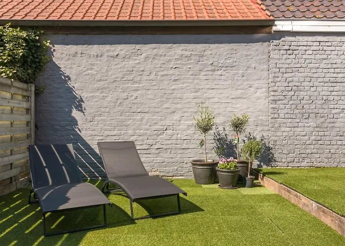 Semesterbostad Casiola - Summer-house With Sunny Garden Nearby Knokke-Heist